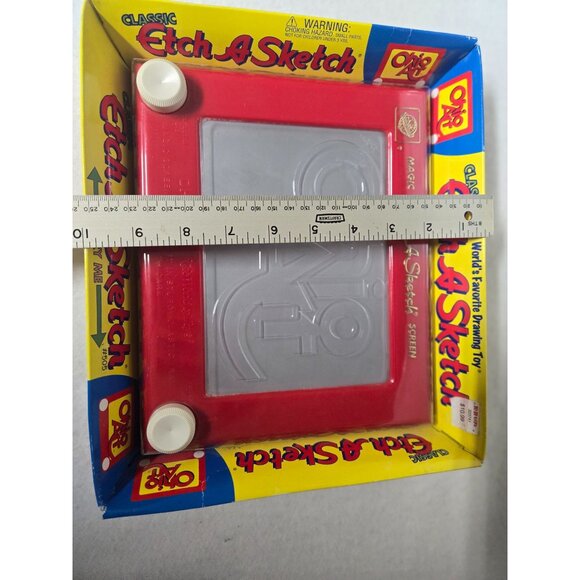 Classic Etch A Sketch Red Drawing Toy By Ohio Art‎ # 505 From 2001 - Picture 6 of 10